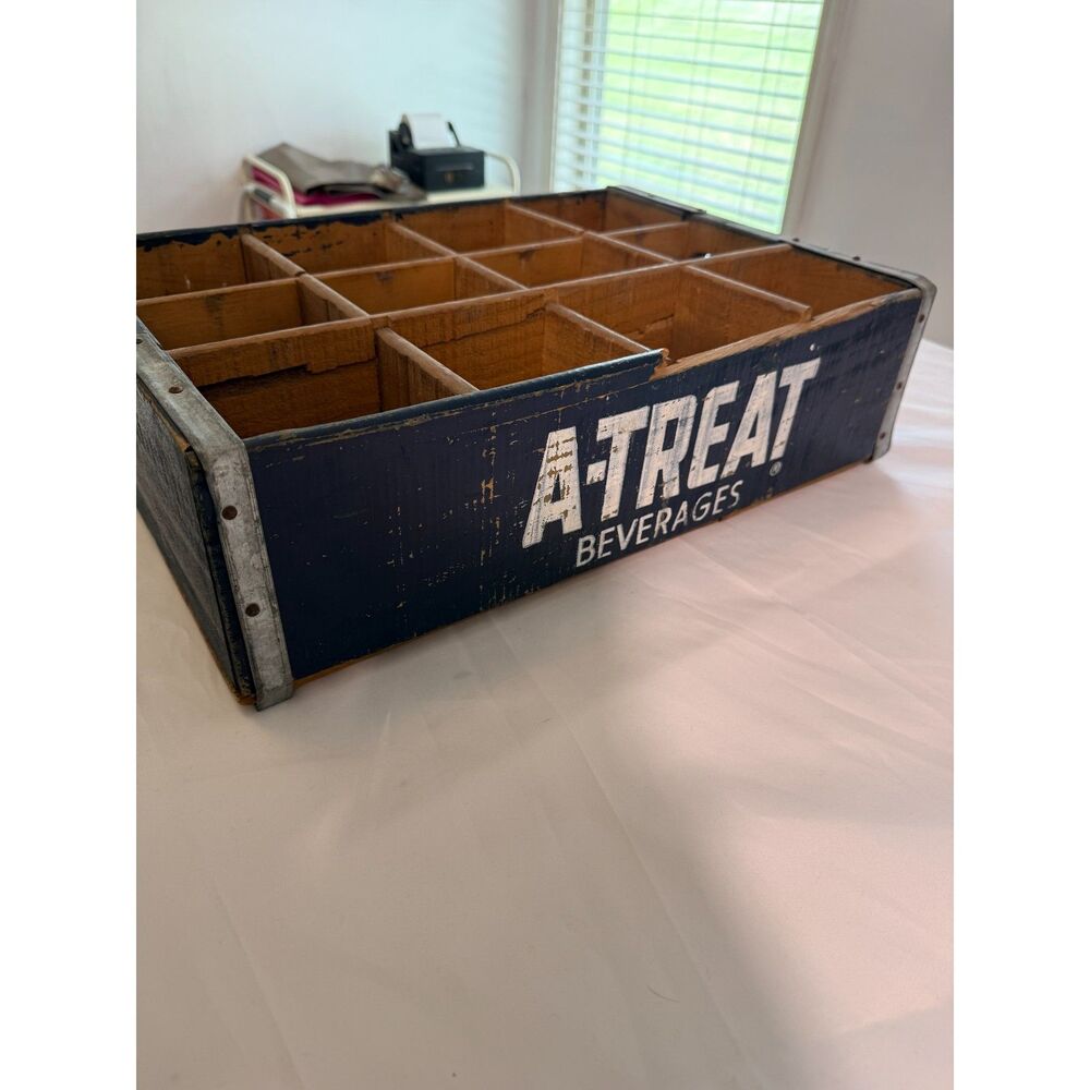Vintage A-Treat Beverages Wooden Soda Crate 12 Bottle Carrier Advertising Box - Picture 4 of 7